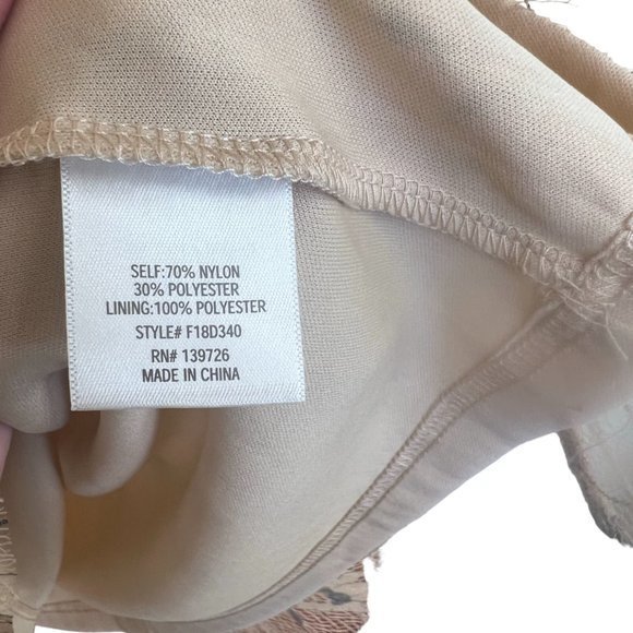 Women's Francesca’s Tan Floral Lace Overlay Mini Dress M - Picture 8 of 8